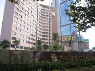 Golden Dragon Hotel Kunming Exterior photo